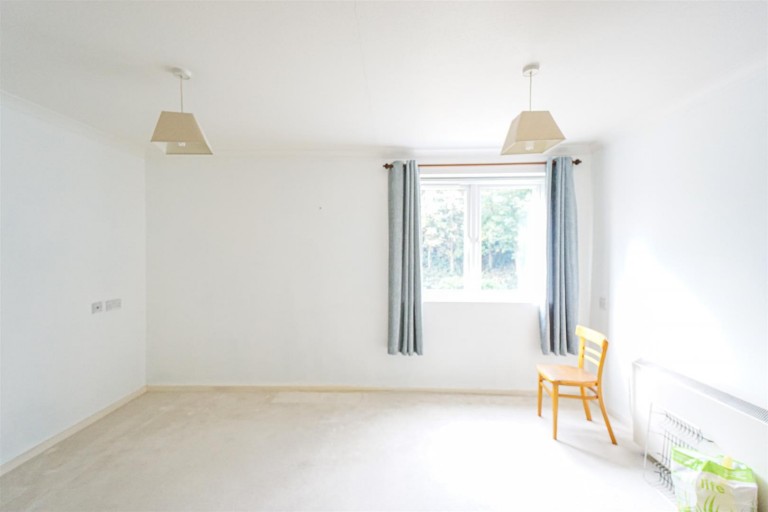 Holmesdale Gardens, Hastings