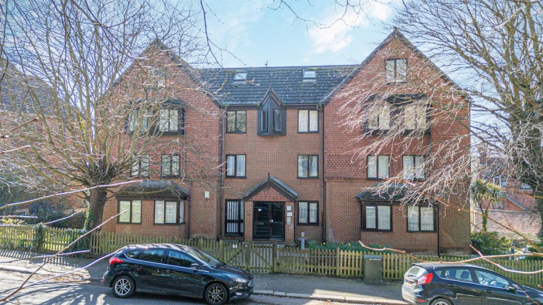 De Cham Road, St. Leonards-On-Sea