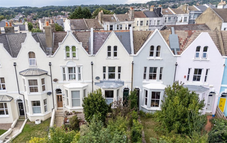 Mount Pleasant Crescent, Hastings