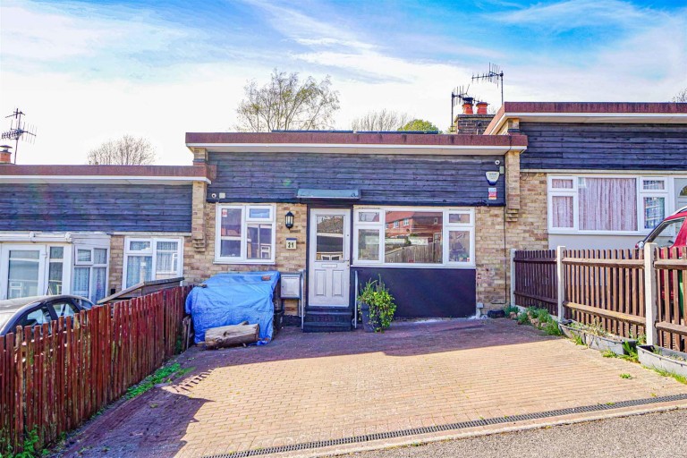 Pennine Rise, Hastings
