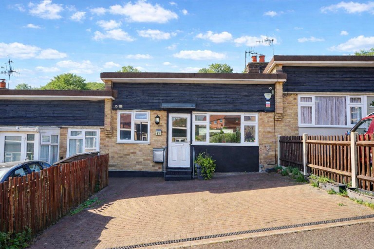 Pennine Rise, Hastings