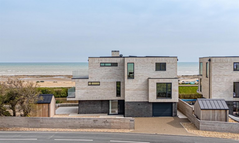 Pett Level Road, Pett Level