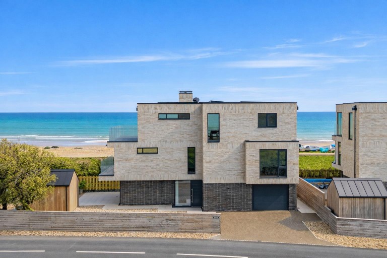 Pett Level Road, Pett Level