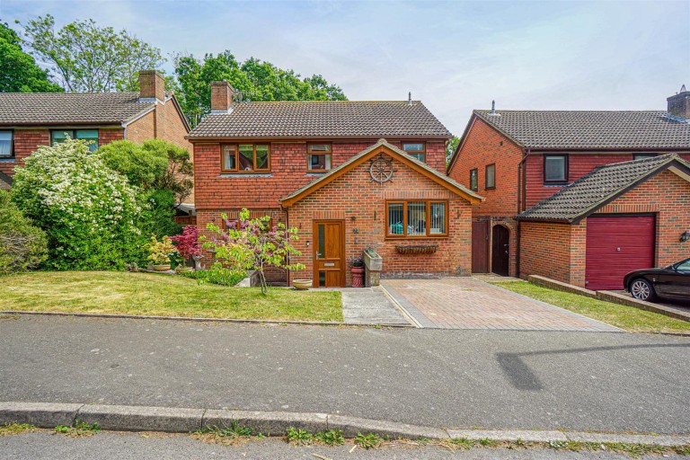 Augustus Way, St. Leonards-On-Sea