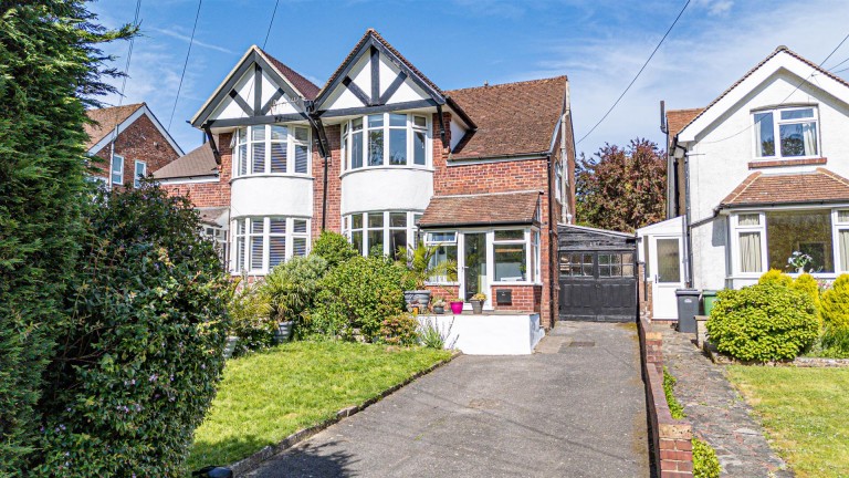 St. Helens Road, Hastings