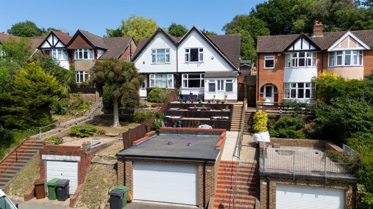 St. Helens Road, Hastings