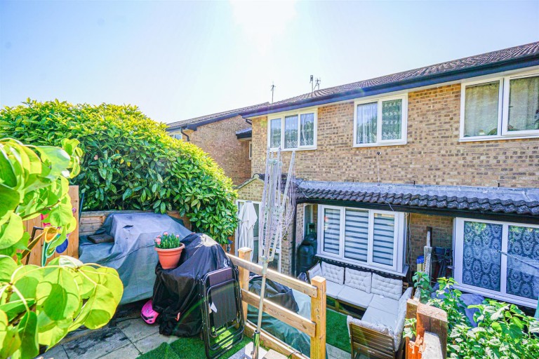Pinders Road, Hastings