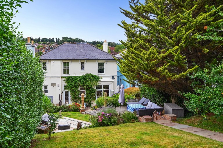 Fearon Road, Hastings