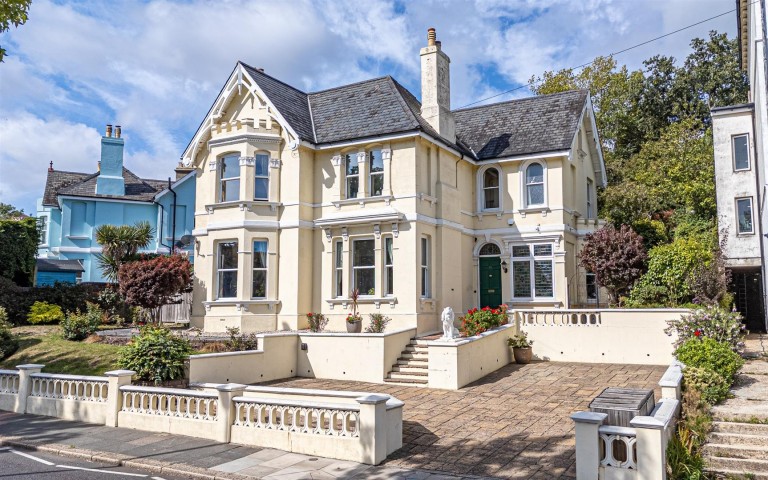 St. Helens Road, Hastings