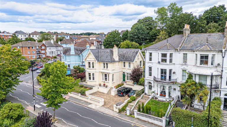 St. Helens Road, Hastings