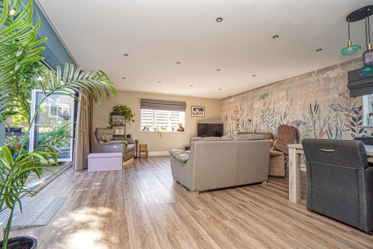 Hollinghurst Road, St. Leonards-On-Sea