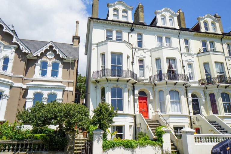 St. Helens Road, Hastings