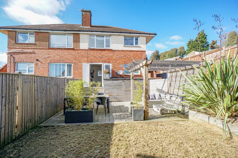 Downs Road, Hastings