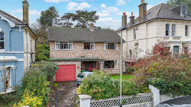 St. Helens Park Road, Hastings