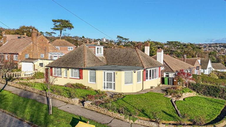 Oakwood Close, Hastings