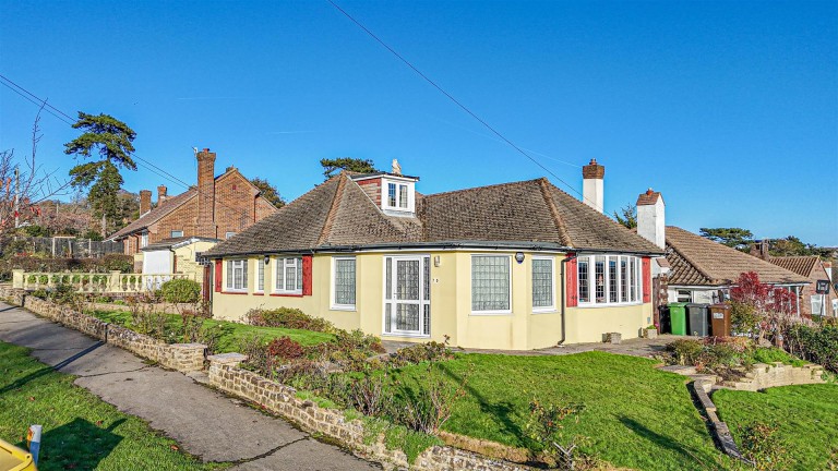 Oakwood Close, Hastings