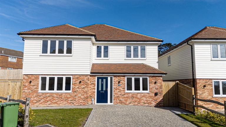 Hollington Park Road, St Leonards-on-sea