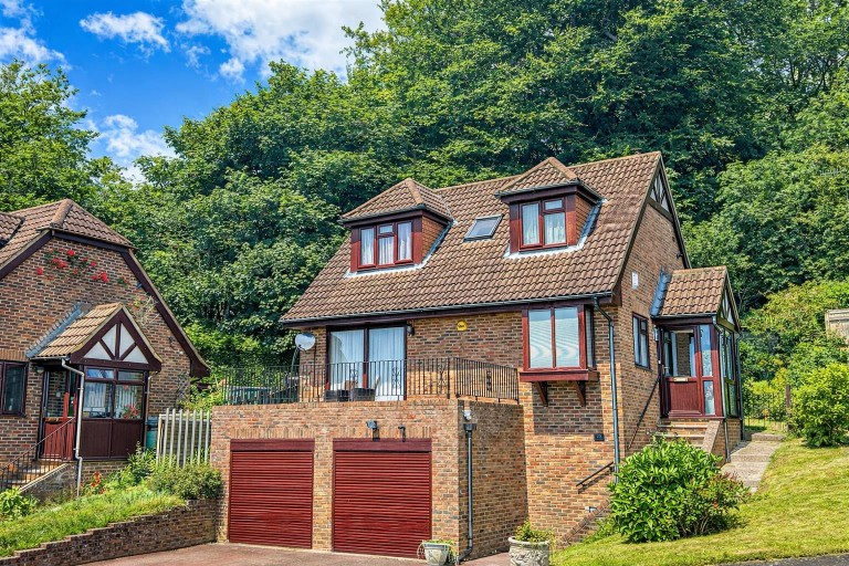 Centurion Rise, Hastings