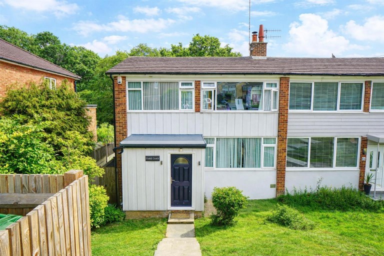 King Edward Avenue, Hastings