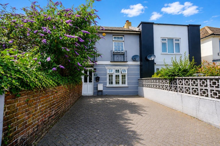 Sedlescombe Road North, St. Leonards-On-Sea
