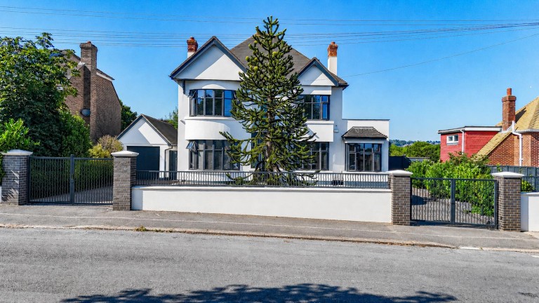 Amherst Road, Hastings