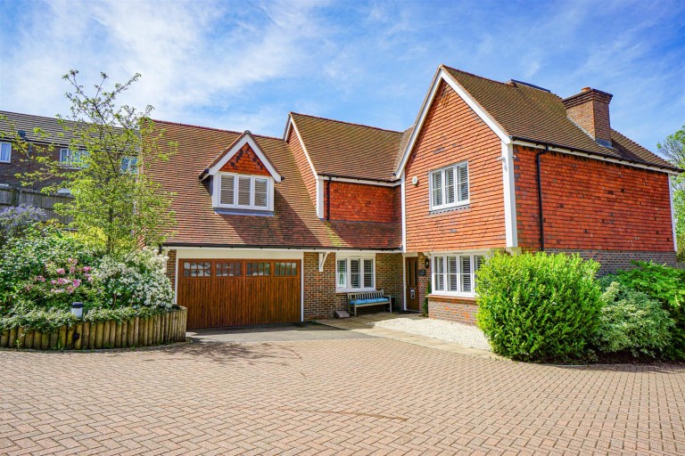 Woodlands Way, Hastings