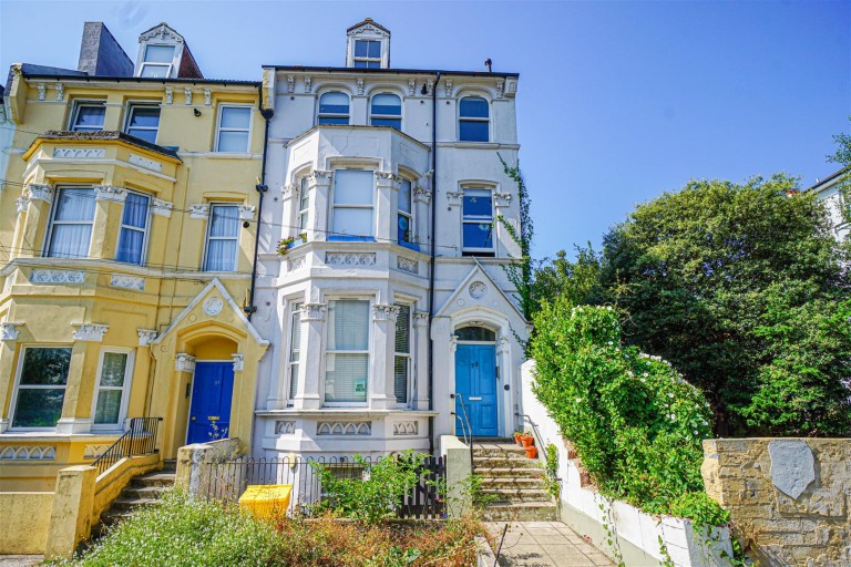 Carisbrooke Road, St. Leonards-On-Sea